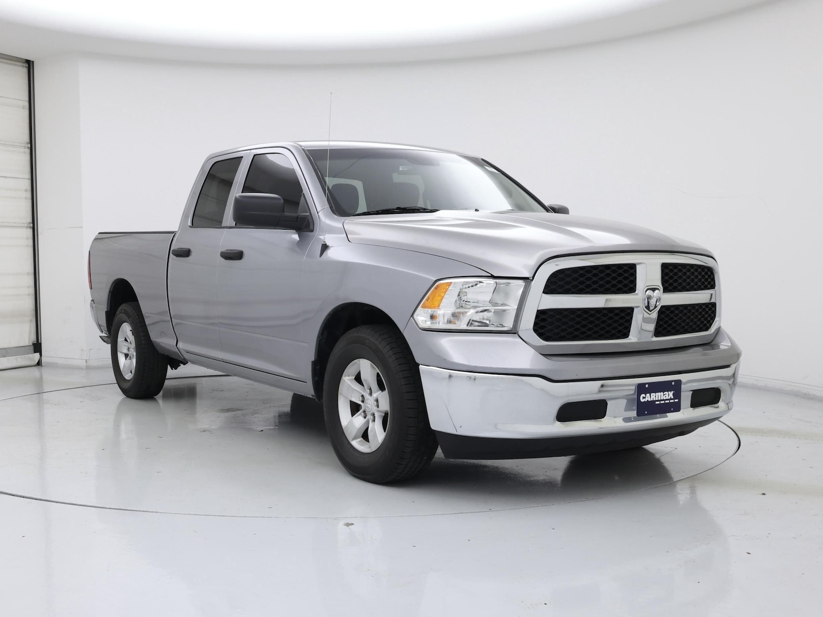 ram ram 1500 classic 2024 1C6RR6GG1RS128582 image ram ram 1500 classic 2024 1C6RR6GG1RS128582 image